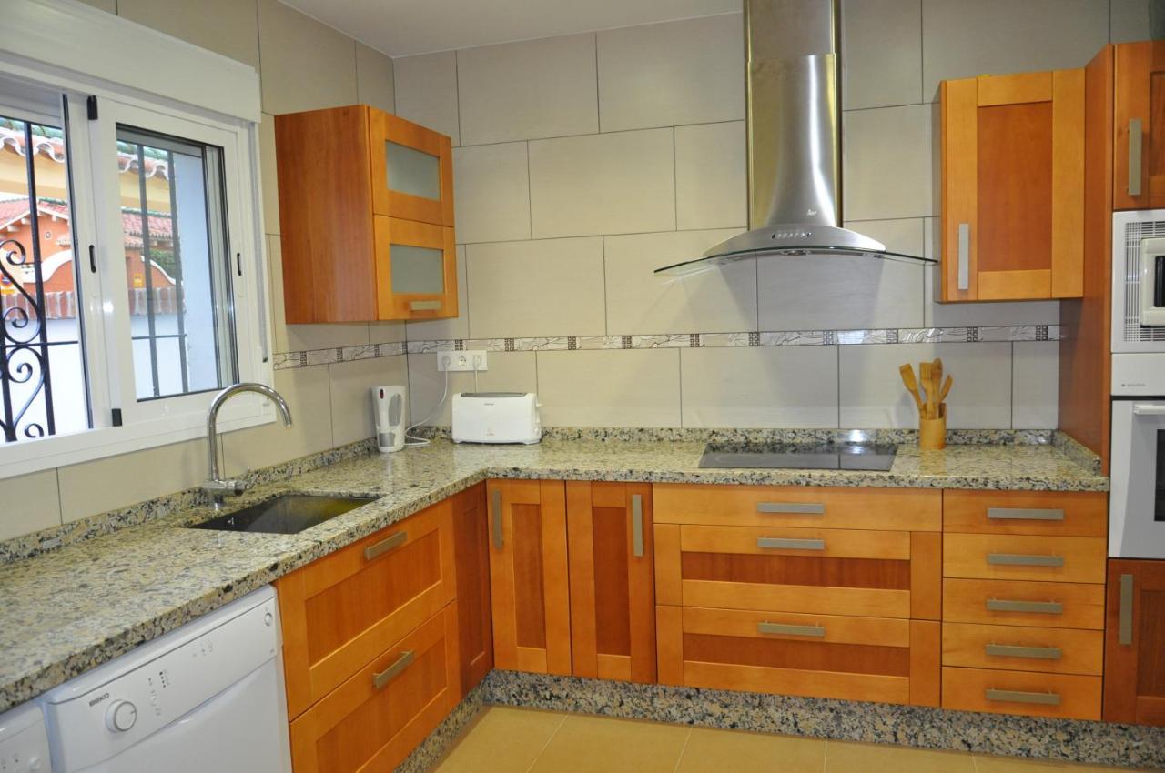 El Descanso - By Costadelsolholiday Family Villa By Marina Heated Private Pool! Benalmádena Dış mekan fotoğraf